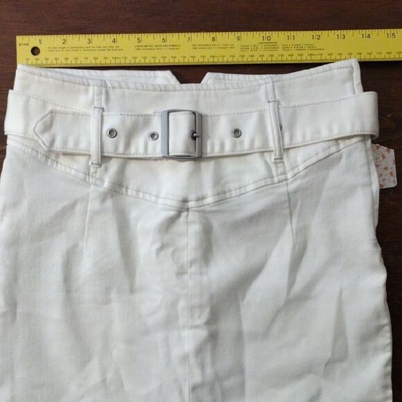 Free People "Livin It Up" Mini Pencil Skirt in White, Size 4 / Small NWT - Picture 11 of 12